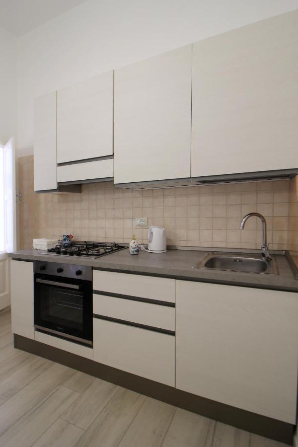 Dimora Camicia 84 Appartement Monopoli Buitenkant foto